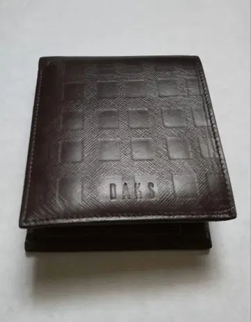 DAKS 다크 브라운 접이식 지갑
