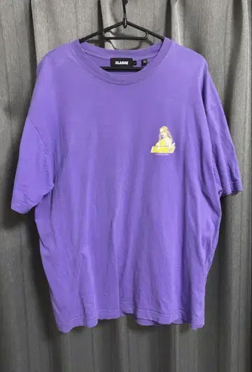 XLARGE 보라색 티셔츠 L 사이즈