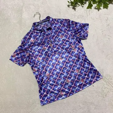 537 데파슈 [M] 반팔 블라우스 기카가쿠 무늬
