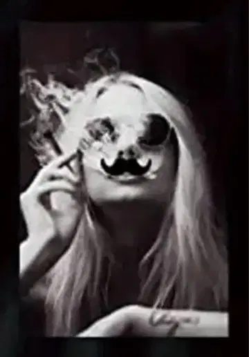 케이트 모스 티셔츠 KATE MOSS 블루스 웨버 마돈나 마릴린