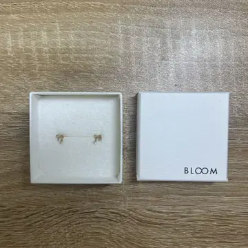 BLOOM 심플 골드 스터드 귀걸이