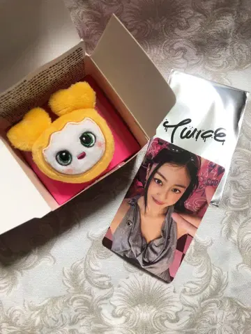 TWICE 봉제 인형 반지 랜덤 트레이딩 카드 지효 세트