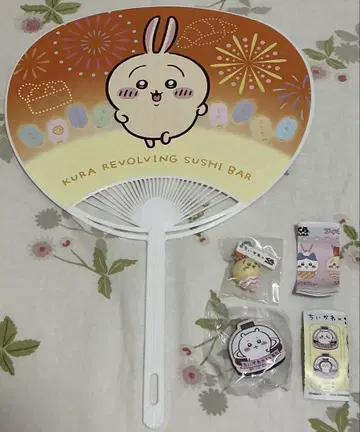 새상품 치이카와&쿠라스시 토끼 우치하 피규어 부채 캔뱃지 4종 세트