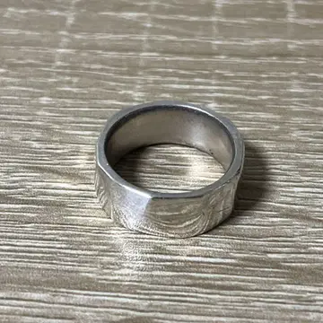 Flea Anthony Design 두드리는 반지 반지