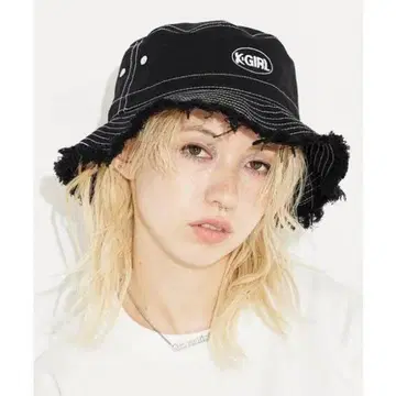 x-girl OVAL LOGO BUCKET HAT 블랙