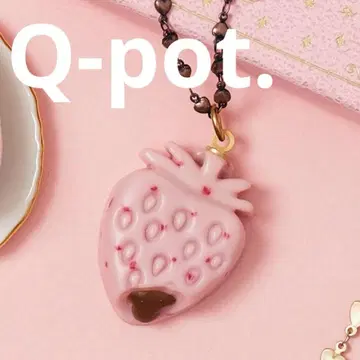 Q-pot. 스트로베리 가나슈 목걸이