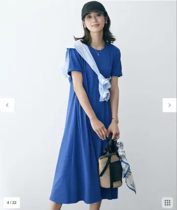 23구 IT TEE 플레어 원피스 블루