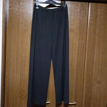 이타리야 블랙 애니멀 무늬 슬랙스 LL