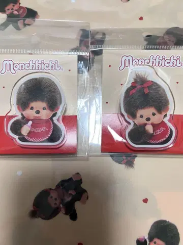 몬치치 아크릴 클립