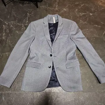 ZARA MAN 네이비 체크 무늬 테일러드 자켓 S 사이즈