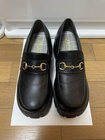 cs T&P 비트 포함 로퍼 블랙 검정