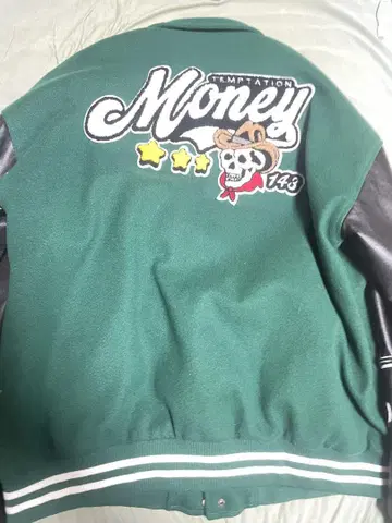 자수 바시티 자켓 그린 컬러 MONEY