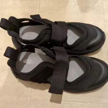 무인양품 스니커즈 샌들 24.5~25.0cm, 블랙