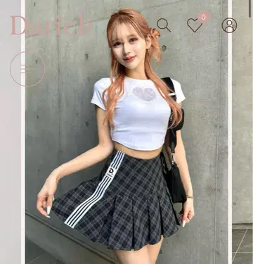 다리치 하트 레이스 컴팩트 티셔츠