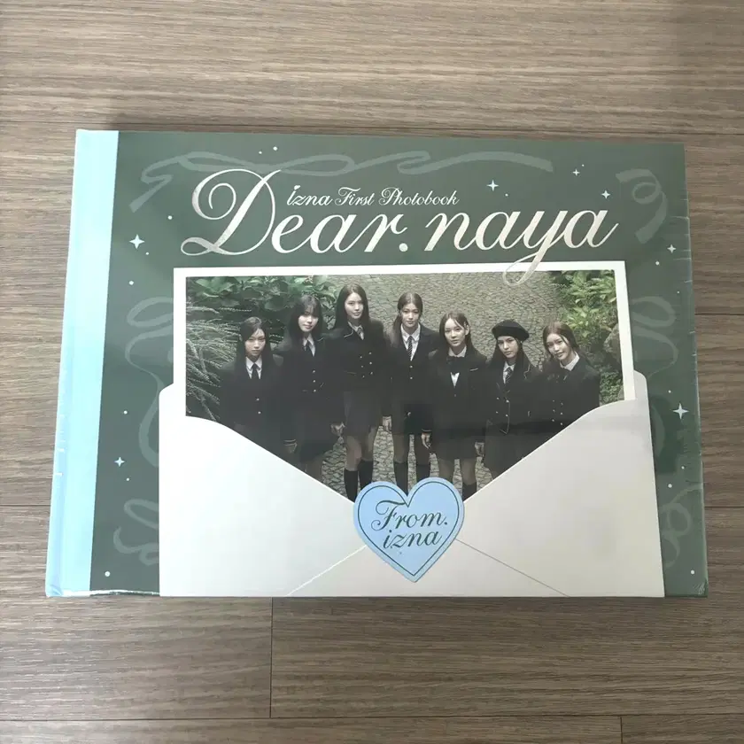 izna N/a POPUP フーディー 特典 セビ IZNA - IZNA 1st Pop-Up Store 