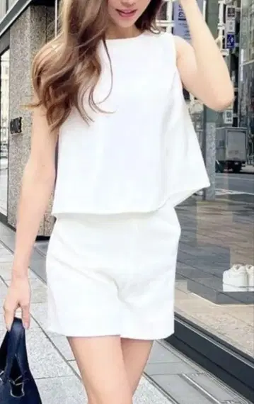 KOBE LETTUCE 슬리브리스 세트업