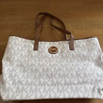 Michael Kors 토트백 빅 화이트