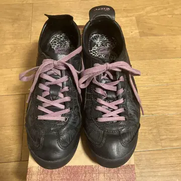오니츠카타이거 가죽 블랙스 스니커즈 멕시코 66 23.5cm