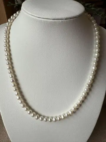 펄 목걸이