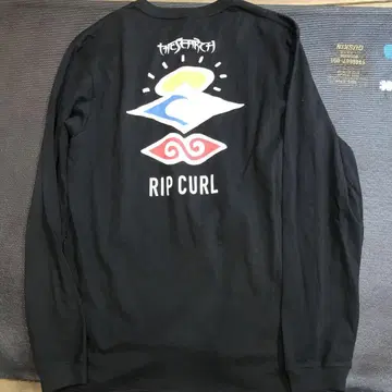 RIP CURL 립 컬 긴팔 티셔츠 블랙 USED