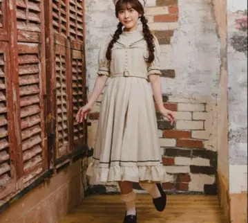 시마무라 쿠루미 마린 아카데미아 원피스 베이지 3L 사이즈