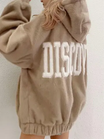 GYDA DISCOVER 에코 퍼 BIG HOODIE 베이지