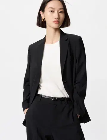 유니클로 감동 자켓 릴랙스 핏 블랙 S