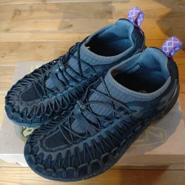 KEEN UNEEK SNK 킨 유니크 스니크 25.5cm