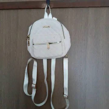 베이지 퀼팅 숄더백