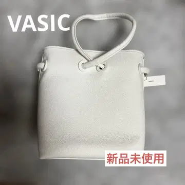 VASIC NY 화이트 가죽 버킷 토트 백 미사용 새상품
