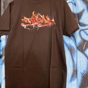 TRIBAL 블랙 티셔츠 그래픽 프린트