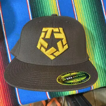 TRIBAL 브라운 플렉시블 핏 캡