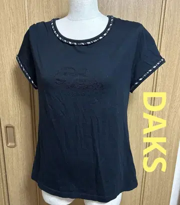 DAKS 여성용 티셔츠 42 블랙 체크 디자인