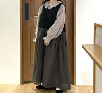 츠하루바이 사만사 모스모스 절개 민소매 원피스