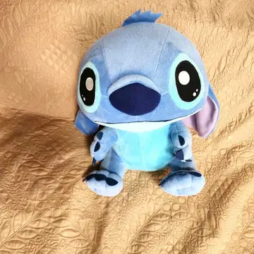 스티치 봉제 인형