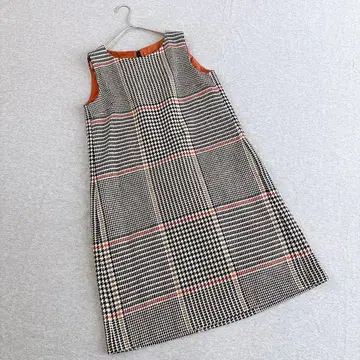 이네드 슬리브리스 원피스 11호 모 블랙 체크 무늬 가을/겨울