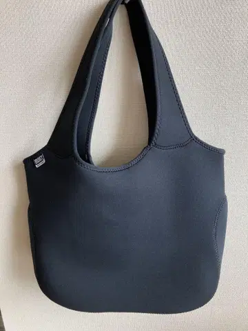 BUILT 블랙 토트백