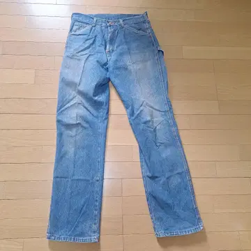 라이트 블루 스트레이트 데님