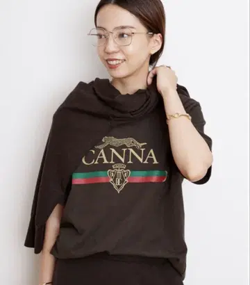 MUSE de Deuxieme Classe 아메리카나 CANNAT 셔츠
