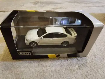 도요타 아리스토 미니카 2001년 화이트 1/43 스케일