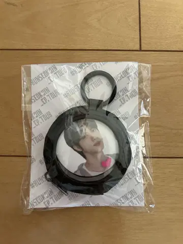 BTS 진 RUNSEOKJIN JP 팝업 캔뱃지 홀더