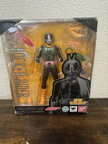 k190 미개봉 S.H.Figuarts 가면라이더 쇼커 라이더