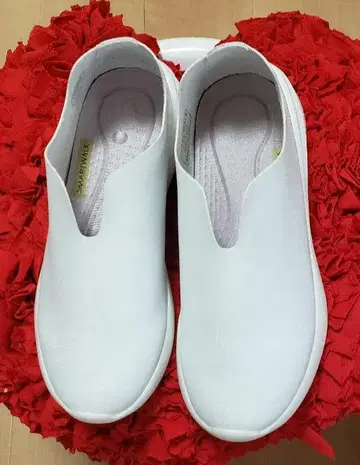 스마트 워크 화이트 슬립온 23cm
