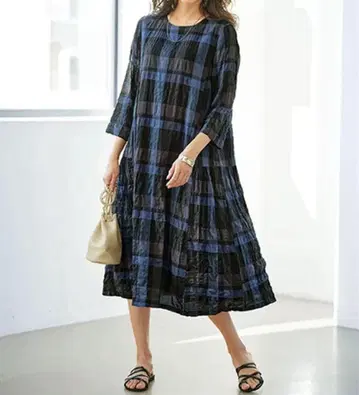 체크 무늬 A 라인 원피스 벨루나 새상품
