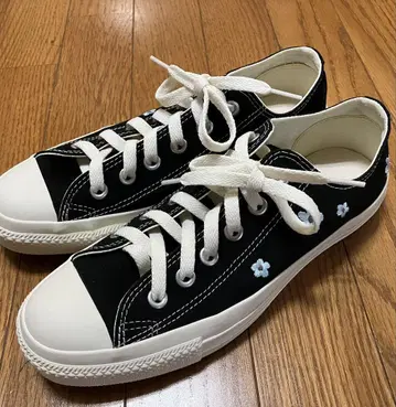 CONVERSE ALL STAR 블랙 꽃무늬 스니커즈