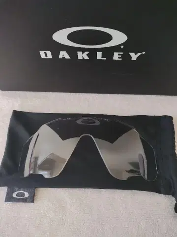 오클리 조 브레이커 OAKLEY JAWBREAKER 정품 조광 렌즈