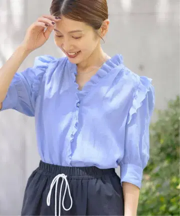 코튼 슈링크 하프 슬리브 블라우스