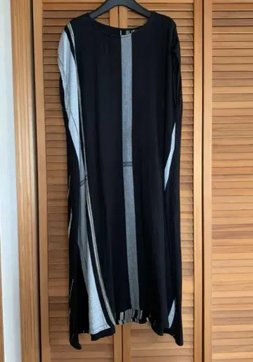 타마키니메 코튼 원피스 블랙