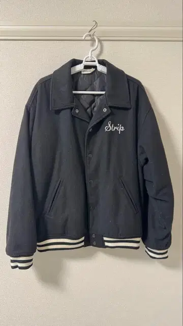 Spinns Attitude Makes Style 바시티 자켓