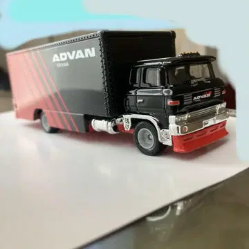 AD VAN 트랙 미니카 블랙 레드